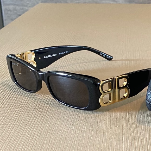 Balenciaga BB0096S Shiny Black One Size - Picture 1 of 8